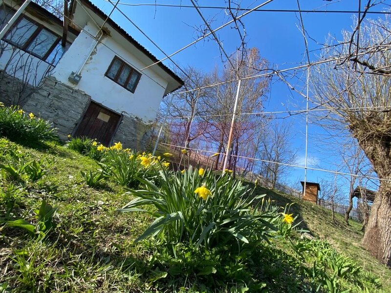 Casa demolabila cu teren de vanzare in Breaza